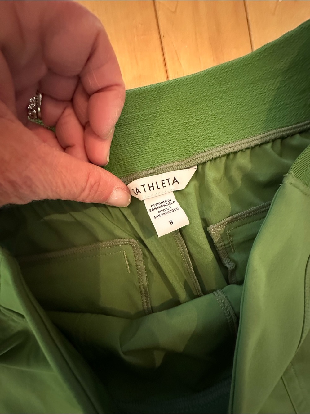 Athleta Brooklyn Heights High Rise Cargo Pant, Wide Leg, Baja Green; EUC, Sz. 8 - Picture 8 of 15